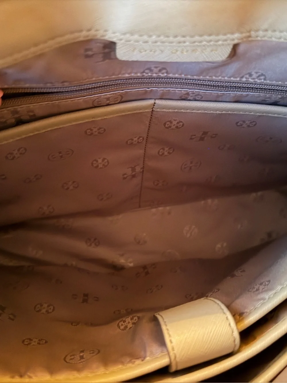 Tory Burch Emerson Zip Top Tote